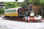 LDK58 und LDR2201, aufgestellt neben der Taipeh Main Station am 09.Juni 2014.