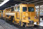 SRT อน.7 (อน.=TM./Tamping Machine) eine Gleisstopfmaschine (Hersteller: Plasser & Theurer, Type 09-16.CAT, Baujahr: 1994, Fab.Nr.: 2687) am 15.Mai 2018 in Hua Lamphong.