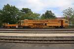 SRT อน.29 (อน.=TM./Tamping Machine) eine Gleisstopfmaschine (Hersteller: Plasser & Theurer, Type Duomatic 09-32 CSM, Baujahr: 2017, Fab.Nr.: 6685) am 03.Mai 2022 in der Chachoengsao Junction.