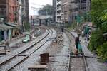 Im Einfahrtsbereich der Hua Lamphong Station war am 28.April 2023 Alles wie gehabt, bloß die Fortbewegungsmittel wurden fortschrittlicher (:-).