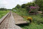 Bahnsteig der Rai Kled Dao Station am 30.Mai 2025.