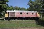 Gleich gegenüber der alten Waghor Station und südlich des King Mongkut Memorial Park of Science and Technology ist die SRT 555 (2'Do2', de, Frichs Aarhus/Dänemark, Bj. 1931, Fab.Nr. 98) ausgestellt. - Bild vom 08.Dezember 2023.