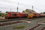 ALS 4118 (Co'Co', de, Alsthom, Bj.1974) brachte den RAP 112 (Den Chai - Krung Thep Aphiwat) bis zur Sila At Station wo die ALS 4106 (Co'Co', de, Alsthom, Bj.1974) dann den Zug übernahm.