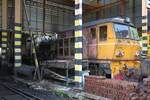 ALS 4135 (Co'Co', de, Alsthom, Bj.1974/75) wird im Depot Thon Buri einer Instandhaltungsma�nahme unterzogen.