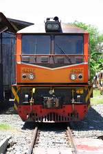 AHK 4207 (Co'Co', de, Henschel, Bj.1980, Fab.Nr. H-32455) wartet am 19.Mai 2018 im Depot Uttaradit auf ihren nächsten Einsatz.