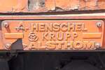 Schon recht ramponiertes Fabrikschild der AHK 4224 (Co'Co', de, Krupp, Bj.1980, Fab.Nr.