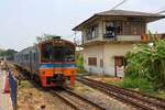 NKF 1217 wird am 28.April 2023 in der Thon Buri Station bereitgestellt.