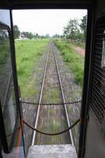 Blick durch die offene bergangstre des THN 1116 auf die zurckgelegte Strecke, aufgenommen am 18.Juni 2011 whrend der Fahrt mit dem EXP 76.