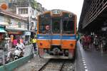 NKF 1255 am 04.Juni 2018 in der Wongwian Yai Station.