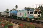 Am 10.Dezember 2023 waren in der Nakhon Chaisi Station einige, für den 2 gleisigen Ausbau der Southern Line benötigte Bahndienstfahrzeuge zu sehen, sowie wie diese Gleisstopfmaschine (Hersteller: Plasser & Theurer, Type 09-16 CSM, Baujahr: ???, Fab.Nr.: ???) mit der Betriebsnummer MTP-02 des Unternehmens GGW (Green Generation Worldwide Co.,Ltd.).