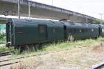 Whrend der Ruhezeit des Eastern & Oriental Express in Bangkok wird dieser im Gelnde des Frachtenbahnhofes Phahon Yothin hinterstellt. E&O Express Generatorwagen GR 336 am 13.Mai 2012 auf dem Gelnde des Phahon Yothin Yard.


