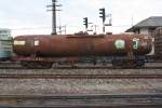 Ausgebrannt steht der บ.ท.ค.433033 (บ.ท.ค. =B.O.T./Bogie Oil Tank Wagon) am 13.Juni 2011 im Bf. Nakhon Ratchasima.