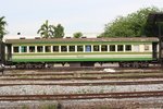 บชส. 330 (บชส. =BTC./Bogie Third Class Carriage) am 21.Mai 2016 im Bf. Surat Thani.