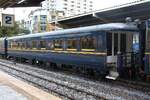 บจพ.ป. 1 (บจพ.ป. =ARS/Air-Conditioned Reserved Saloon) am 05.Dezember 2025 in der Hua Lamphong Station.