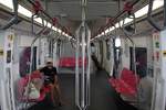 Fahrgastraum des MRT PM19 (Hersteller: Bombardier Transportation + CRRC Nanjing Puzhen, Type Innovia Monorail 300), aufgenommen am 31.Mai 2026 in der Lake Muang Thon Thani Station (MT02).