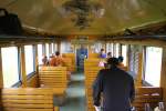 Innenansicht des 3.Kl. Abteils des บสส.33 (บสส.=BST./Bogie Second & Third Class Carriage). Aufgenommen am 15.Juni 2011 während der Fahrt mit dem RAP 144 zwischen Ban Niam und Ban Tae.