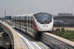 MRT PM19 (Hersteller: Bombardier Transportation + CRRC Nanjing Puzhen, Type Innovia Monorail 300) am 31.Mai 2026 von der Impact Muang Thon Thani Station (MT01) kommend in Richtung Muang Thon Thani Station (PK10) fahrend.