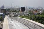 Trasse der MRT Muang Thon Thani Line (MT) zwischen der Muang Thon Thani Station (PK10) und der Impact Muang Thon Thani Station (MT01). - Bild vom 31.Mai 2026.