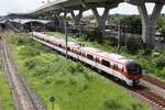 SRTET 2081 als erstes Fahrzeug (Hitachi, Type AT100, Baujahr 2020) verlässt am 28.Mai 2025 die SRTET Taling Chan Station (RW06) nach Bang Sue Grand Station (RN01).