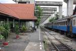 Bf. Bang Khen, Blickrichtung Hua Lamphong, am 11.Juni 2011. Rechts im Bild der ORD 233 nach Surin.