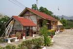 Bahnhofsgebäude der Kaeng Luang Station am 22.März 2025.