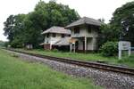 1919 in Betrieb genommene Aufnahmsgebäude der Mae Phuak Station am 30.Mai 2025.