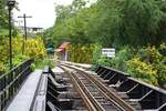 Erneuerte Chom Thong Station für die Züge in Richtung Mahachai am 02.Mai 2022.