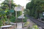 Bahnsteig der in Richtung Wongwian Yai haltenden Zge der Hst.