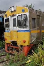 Offensichtlich war ein selbstgeschnitzer Rahmen fr das linke Fenster eine bessere Variante als den Wagenkasten selbst zu richten.