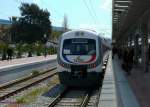 Elektrotriebzug TCDD-E23029. Die von Hyundai-Rotem gebauten Zge der Reihe E230000 verkehren auch auf der S-Bahn Izmir (IZBAN). Diese Baureihe wurde vornehmlich fr den S-Bahnverkehr in Istanbul konzipiert, verkehrt nun aber auch in Izmir.

2012-03-16 Izmir-Alsancak 