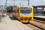 CD 914 069-0 fährt am 09.August 2019 als Os 24809 von Okrisky in den Bahnhof Znojmo ein.