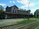 Bahnhof Kynsperk nad Ohri (Knigsberg an der Eger),   an der Egertalstrecke zwischen Cheb (Eger) und Sokolov (Falkenau) gelegen.