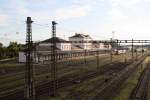 Blick auf die Gleisanlagen des Bahnhof Chomotov (Komutau) von der Fugngerbrcke aus gesehen.