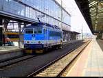 362 114-1 der České dráhy rangiert in Praha hlavní nádraží (Prag Hbf).