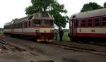 Ende der Bahnreise in  Kropacova Vrutice. Es geht mit SEV weiter.  2 TW der Baureihe 854 können abgelichtet werden. 30.05.2014  10:34 Uhr.