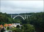 Im Strecken Tabor - Bechyne ist kombinierte Eisenbahn und Straßenbrücke über die Luznice (Lainsitz).