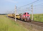 730 618-6 (TSS) zusehen mit einem Bauzug am 13.06.20 in Pardubice Opočínek.