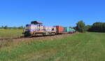 Mn 87080 mit der 731 031 und vollen Containern unterwegs von Bozikany nach Chodov oder Nove Sedlo. Fotografiert wurde der Zug am 19.08.2025
