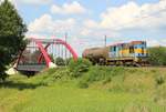 742 454-2 zu sehen am 04.06.18 bei Tršnice mit der Übergabe von Sokolov nach Cheb. 