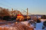 Etwas Abkühlung bei dem Wetter! 742 116-7 mit der Übergabe von Sokolov nach Cheb am 19.01.17 in Chotikov kurz vor dem Sonnenuntergang. 