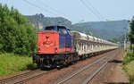 745 701 von Rail Transport Stift aus Tschechien rollt mit einem Schotterzug am 10.06.19 durch Krippen Richtung Bad Schandau.