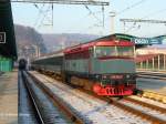  Bardotka  749 213 hat den R 694 von Liberec (Reichenberg) nach Decin (Tetschen-Bodenbach) gebracht und setzt sich hier vom Zug ab, weil die Weiterfahrt auf der elektrifizierten Strecke nach Cheb