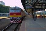 T 478 1215 (749 253) als R 1275 zu sehen am 17.09.23 in Praha hl.n.