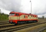 IDS Cargo 749 181-4 wartet in Hauptbahnhof Kladno am 26.