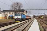 750 706-4 mit OS 9506 zu sehen am 27.12.19 in Všetaty.