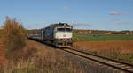 750 708-0 bei Lužná u Rakovníka  mit R 1228, aufgenommen am 28.10.2019