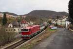 750 338-6 und 753 301-1 zu sehen mit einem Getreidezug am 28.04.23 in Děčín.