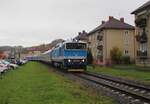 750 713-0 als R 883 zu sehen am 24.10.25 in Luhačovice.