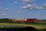 T478.1148 mit den Os 11868 Lužná u Rakovníka - Kolešovice unterwegs zwischen Kněževes - Přílepy, 18.07.2021