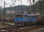 753 754-4  in Doppeltraktion vor einem Kesselwagenzug in Usti. 24.04.2018 18:05 Uhr.